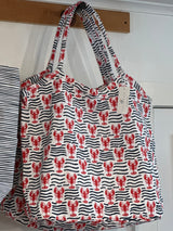 Lobster lines bucket bag